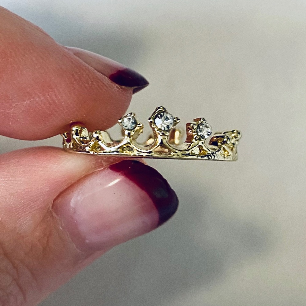 Gold Princess Crown Ring size 7